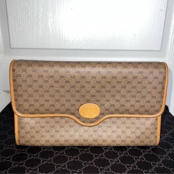 Gucci Handbags - Vintage Gucci Clutch